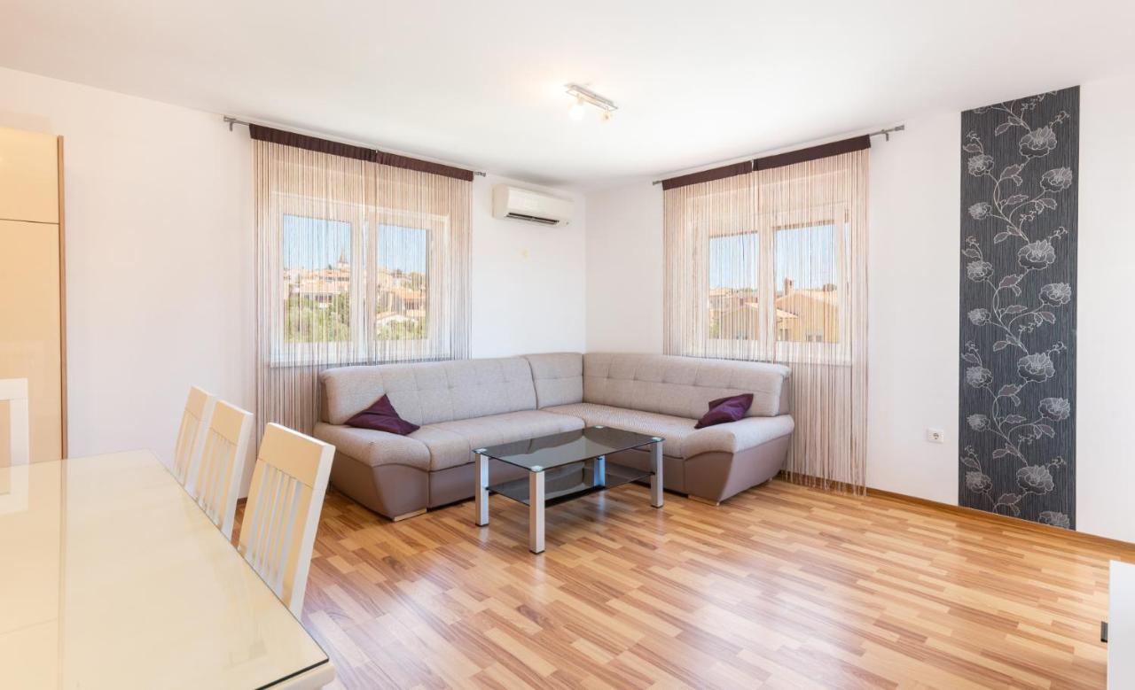 Dragan K1 Otel Medulin Dış mekan fotoğraf
